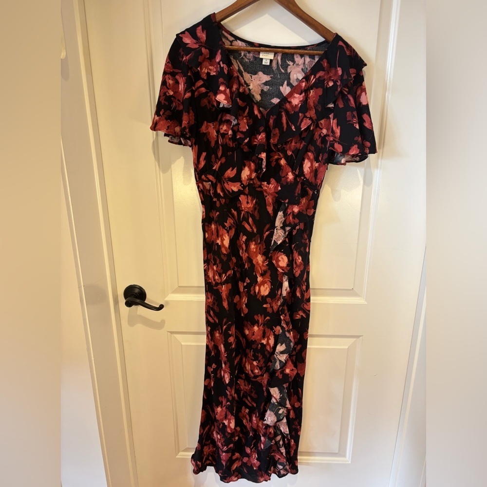 A New Day Floral Ruffle Midi Dress Black Red Print Flutter Sleeve Sz M